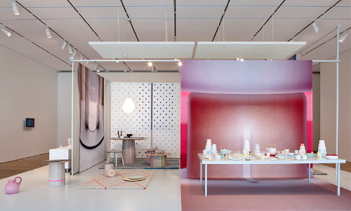 Scholten & Baijings Design - Colour Installation, Stefan Scholten & Carole Baijings Expositie in The Art Institute of Chicago - Scholten & Baijings Tentoonstelling van Meubels & Woonaccessoires in Pastel, Neon en Edelsteen Kleuren - MEER Design ... (Foto Perscentrum Wonen  op DroomHome.nl)