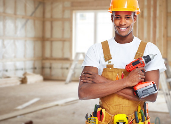 Klussen, Bouwen en Verbouwen van de Woning Overzicht - Van Handige Doe-Het-zelf Ideeën tot Inspiratie van Bouwspecialisten. (Foto Bouwvakker 123rf.com op DroomHome.nl)