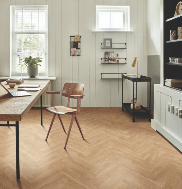 Thuiswerken tip: Perfecte vloer voor je werkplek thuis: Moduleo Laurel Oak (Foto Moduleo  op DroomHome.nl)