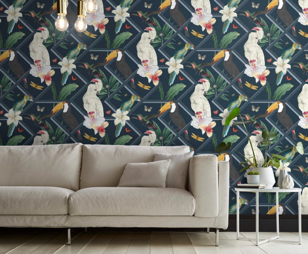 Hysterisch behang: Graham & Brown Perch Navy (Foto Graham & Brown wallpaper  op DroomHome.nl)