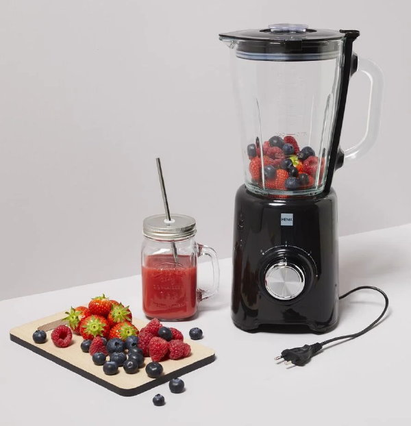 Nieuwe Hema blender en staafmixer in zwart met RVS (Foto HEMA  op DroomHome.nl)