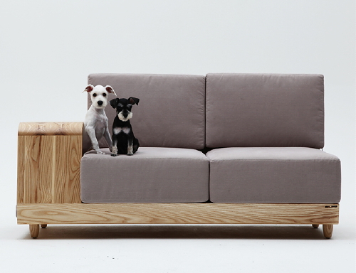 Huisdieren & Familie Bank: Be With Me Sofa, Design Min n Mun. Katten, Honden & de Baasjes Samen op de Bank met een Speciaal Plekje voor de Huisdieren! - Meer Katten & Honden Bedden ... (Foto Perscentrum Wonen, Min n Mun  op DroomHome.nl)