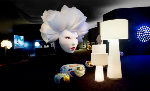 Pinned Up! Marcel Wanders Overzicht Design Expositie 2014 in Stedelijk Museum, Amsterdam – Marcel Wanders 25 Jaar Vormgeving van 1 Februari t/m 15 Juni 2014 in Stedelijk Museum – MEER Design … (Foto Perscentrum Wonen  op DroomHome.nl)