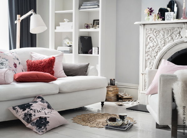 Woonmerken Overzicht: Alle woontrends in meubels en woonaccessoires van de bekende woonmerken als IKEA, Riverdale, Riviera Maison, Zara Home, H&M Home en vtwonen. (Foto H&M Home  op DroomHome.nl)