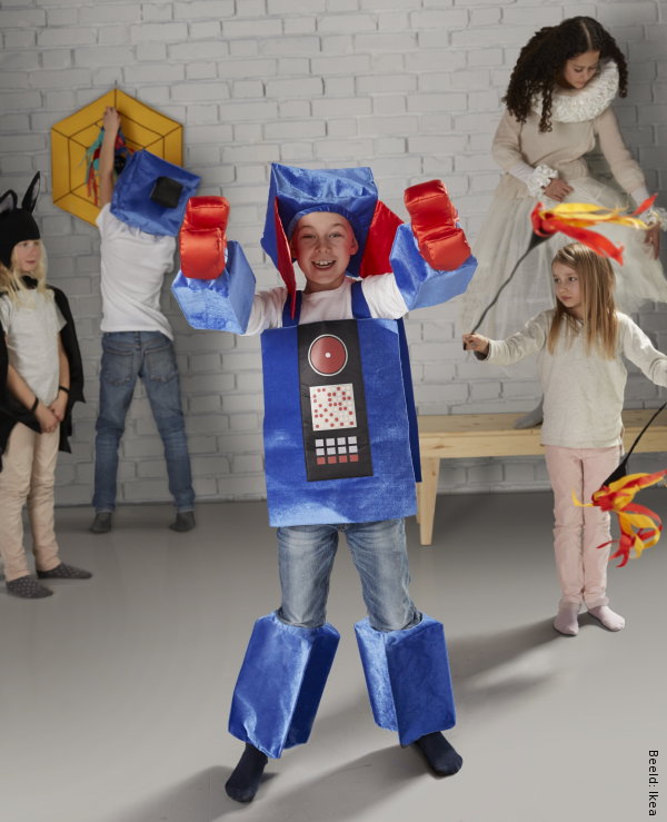 Ikea Sinterklaas en Kerst Cadeau’s voor Kinderen. (Foto IKEA LATTJO Verkleedkleren Robot op DroomHome.nl)