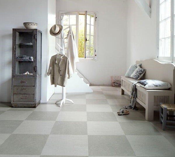 Vloeren Trends: Marmoleum Modular by vtwonen van Forbo – MEER vtwonen… (Foto Forbo Flooring vtwonen Marmoleum Shade Mist Zinc  op DroomHome.nl)