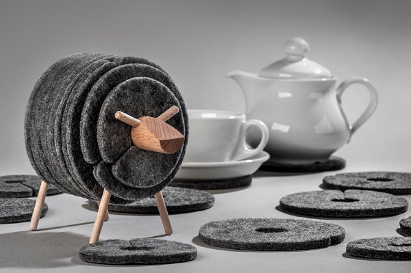 Design gadget: Sheepad Vilt Onderzetter Set van CrowdyHouse. (Foto CrowdyHouse  op DroomHome.nl)