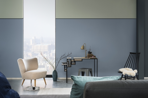 Flexa Interieur Kleur van het Jaar 2017: Denim Drift in de Woonkamer - Verf Kleurenpalet Blauw voor Muren, Meubels en Woonaccessoires. Meer Kleur & Interieur...(Foto Flexa  op DroomHome.nl)