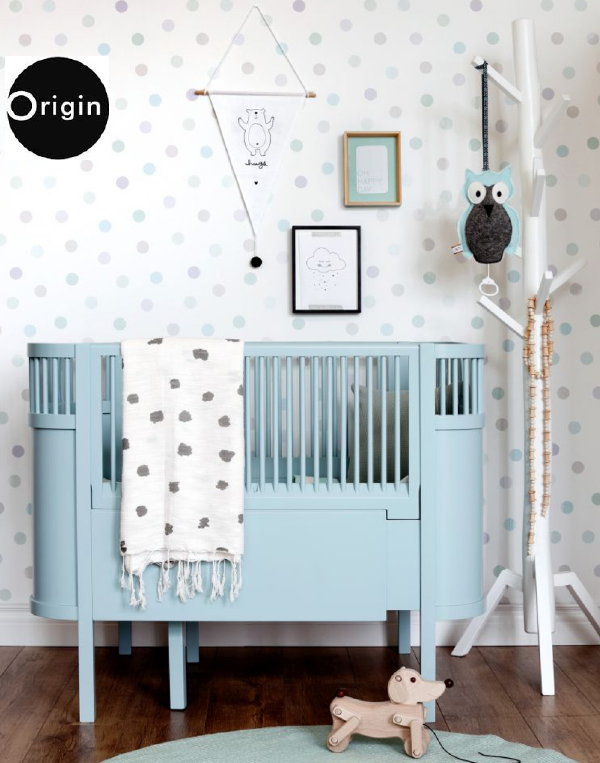 Origin Wallcoverings Behang Collectie Hide & Seek – Origin Behang voor de Kinderkamer Rustige Grafische Patronen als Stippen in Pastel Kleuren. MEER Behang Inspiratie… (Foto Origin Wallcoverings  op DroomHome.nl)