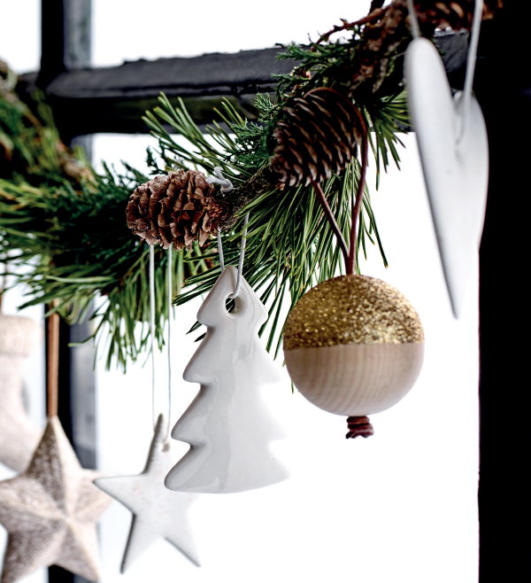 Kerst Trends 2017: Bloomingville Kerst Collectie 2017 – Bloomingville Kerstballen en Kersthangers voor in de Kerstboom. (Foto Bloomingville  op DroomHome.nl)