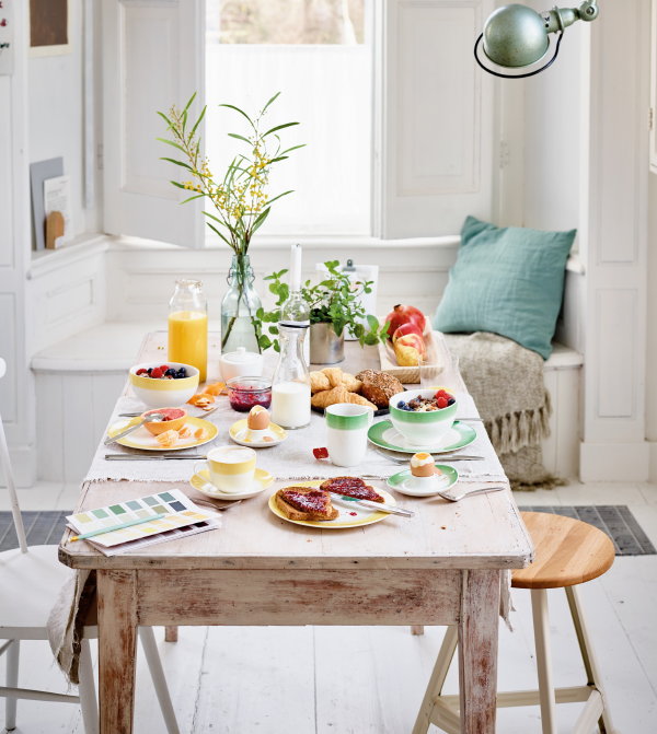 Koken & Tafelen Trends: Villeroy & Boch Servies Colourful Life met Diner en Ontbijtborden, Koffiekop en Schotel. (Foto Villeroy & Boch  op DroomHome.nl)