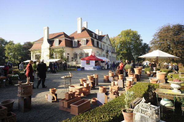 Tuinbeurs Beervelde: De Tuindagen van Beervelde (Foto Tuinpotten & Tuindecoratie Park van Beervelde, Oost-Vlaanderen België  op DroomHome.nl)