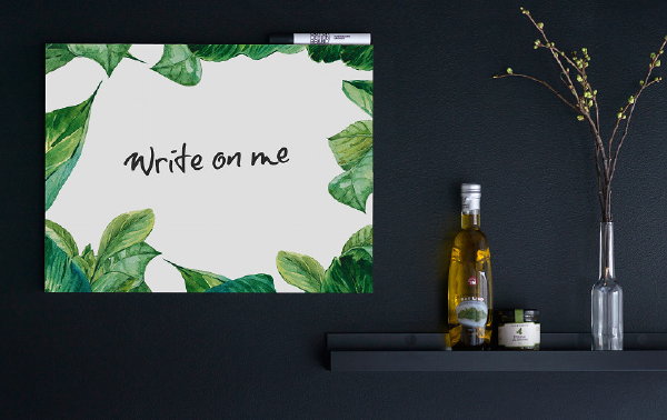 Kleurrijke Whiteboards van Dutch Design Brand – Dutch Design Whiteboard Green leaves – MEER Dutch Design Brand Inspiratie… (Foto Dutch Design Brand  op DroomHome.nl)